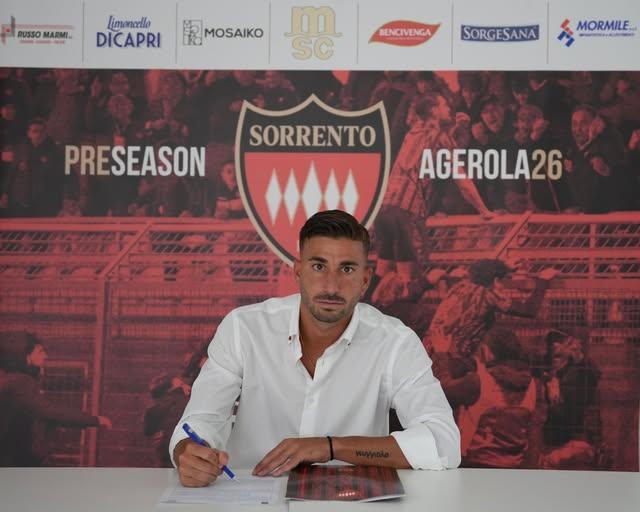 UFFICIALE- Ernesto Starita è un nuovo calciatore del Sorrento