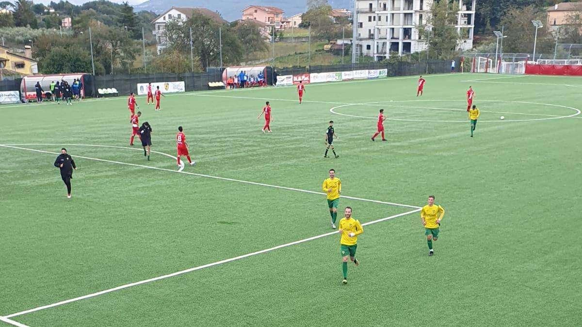Spettacolo al Fina, tre a tre Lions-Virtus Volla