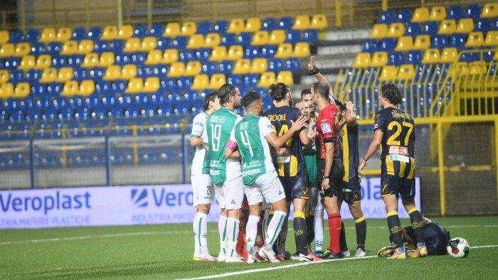 Per i Lupi un buon pari in casa delle terribili Vespe 