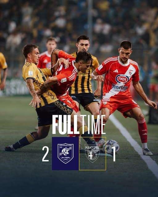 Juve Stabia - Mantova 2-1: le Vespe  centrano la prima vittoria casalinga