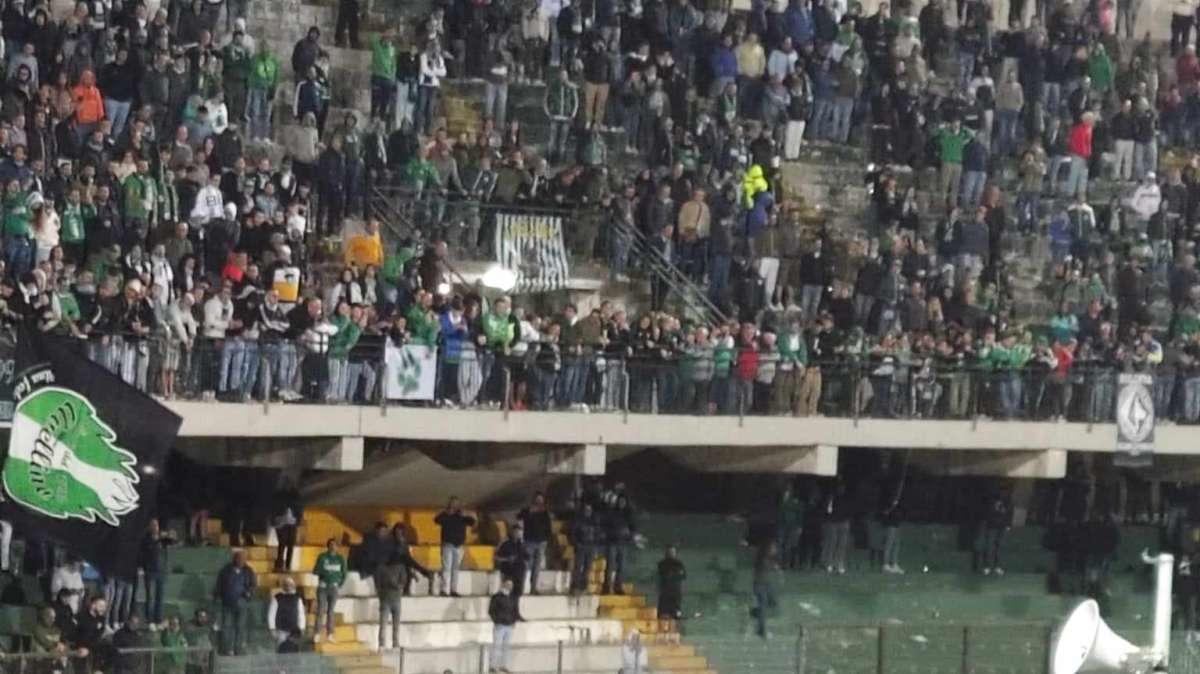 Nel secondo tempo insospettabile metamorfosi dell'Avellino: da brutto anatroccolo a splendido cigno. Ora occorre continuità....