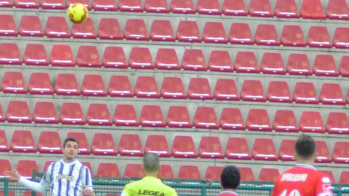 Benevento, Capellini: "Non fasciamoci la testa, non manca la fiducia"