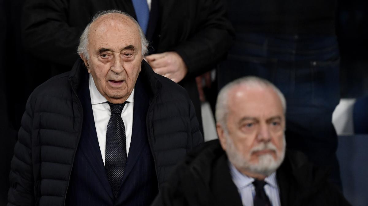 Centenario Napoli, Ferlaino commuove gli ultras: "Con Maradona siamo stati i migliori al mondo"