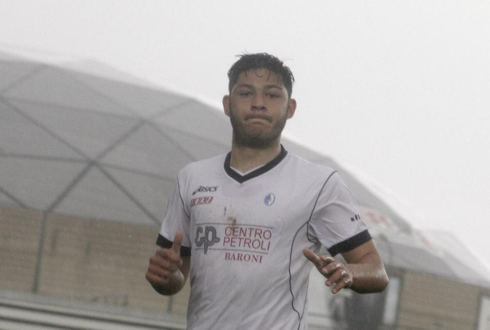 Urso, autore del 2-2