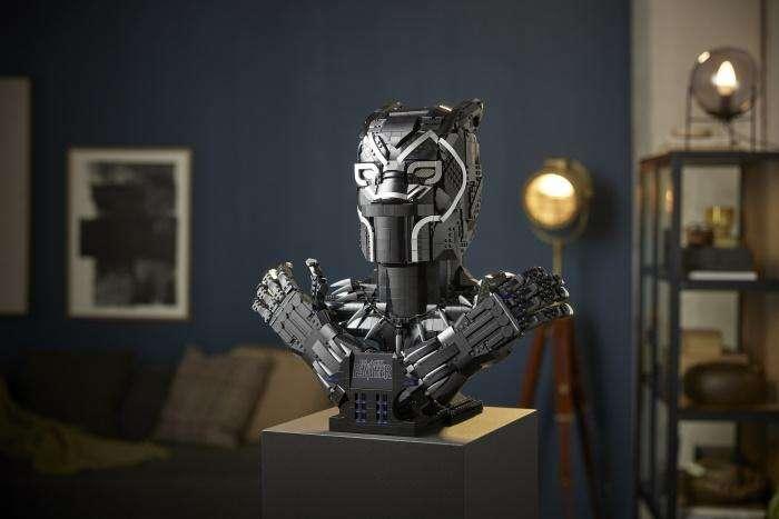 LEGO, il busto di Black Panther in formato mattoncini