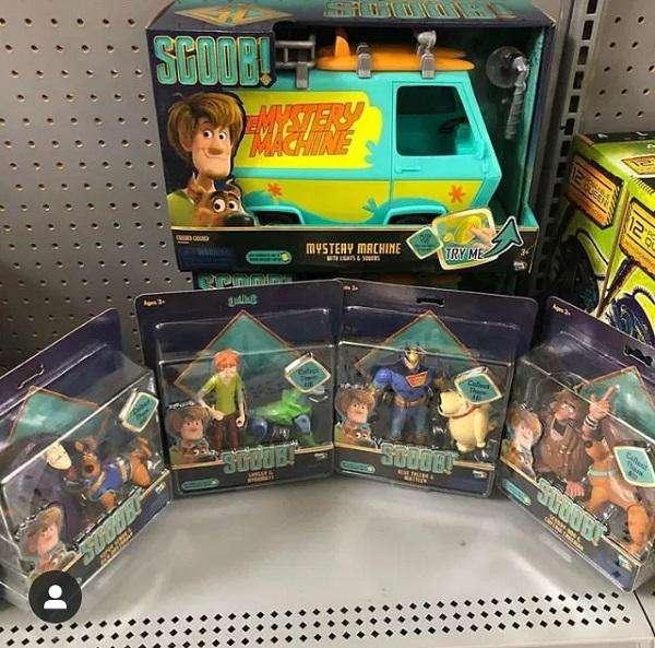Tantissimi giocattoli dal film Scoob!