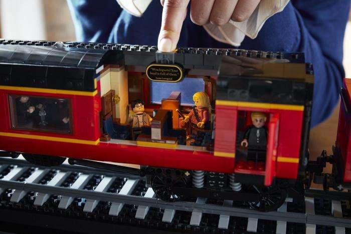LEGO torna nel mondo di Harry Potter con l'Hogwarts Express
