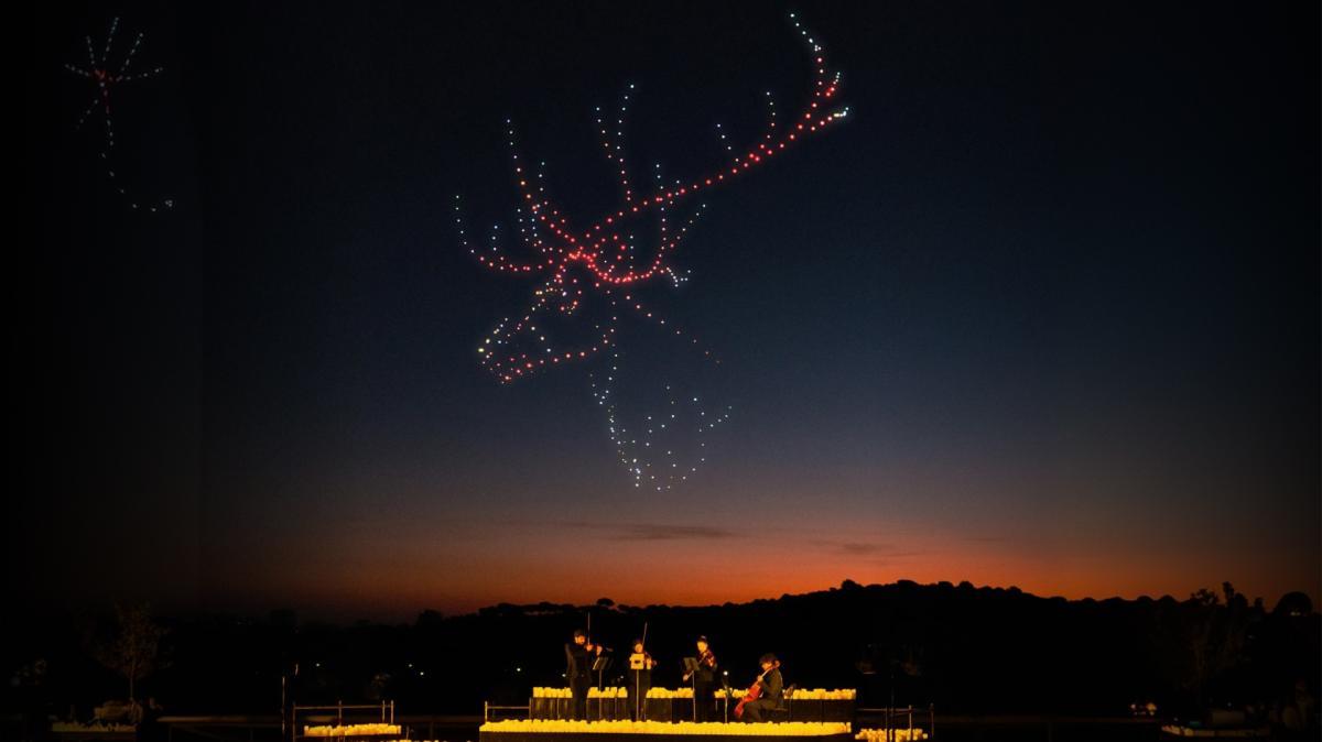 Drone Art Show: 1.000 droni illuminano l'autunno milanese