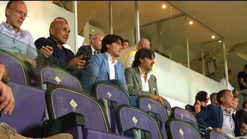 Montella torna al Franchi e saluta la dirigenza, in tribuna d'onore anche Alonso mentre Rossi va in "piccionaia"