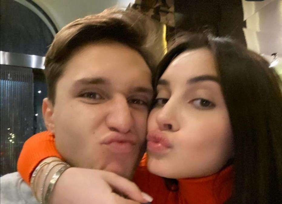 Chiesa romantico per il primo anniversario con Benedetta