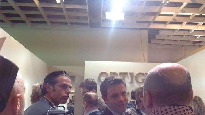 A Pitti come star, Rizzoli e gli arbitri 2.0 scherzano, posano e proteggono i giovani: "Facciamoli crescere"