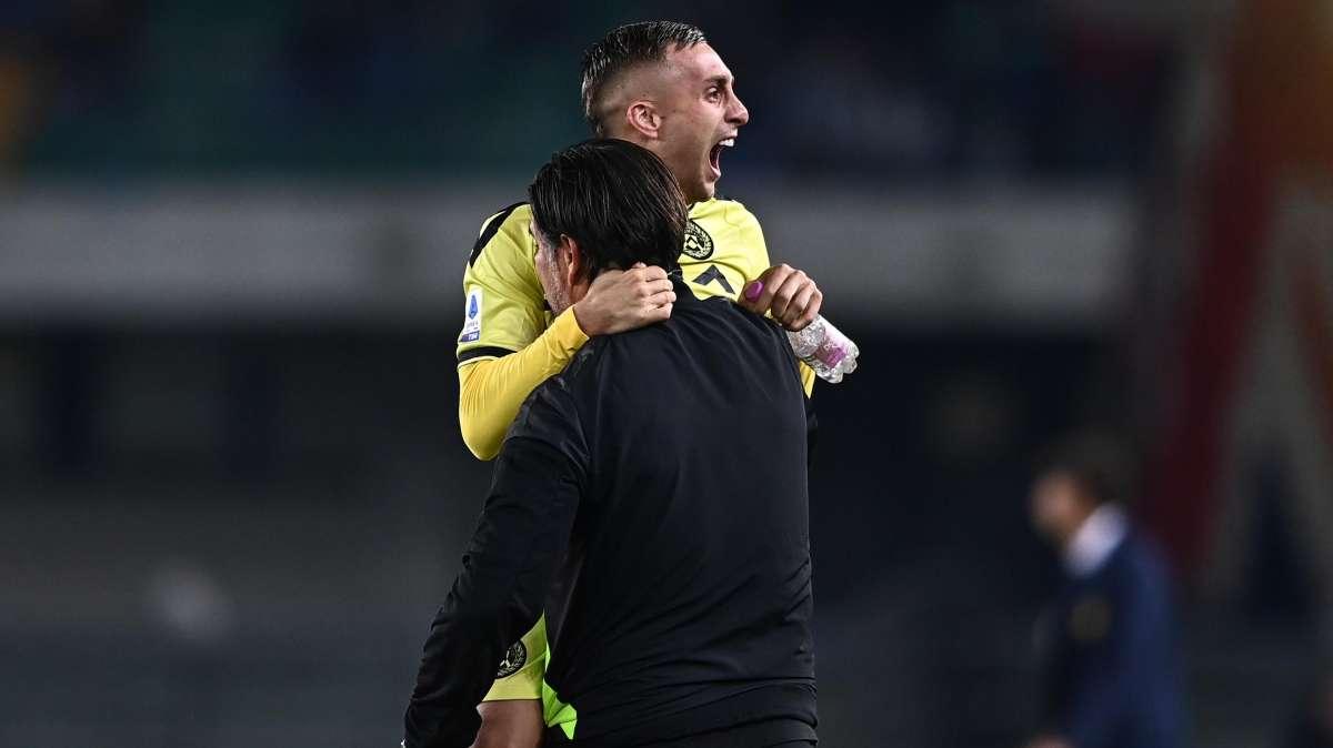 Udinese, Silvestri con Deulofeu e Samardzic scoprono il FIFA 23 rating 