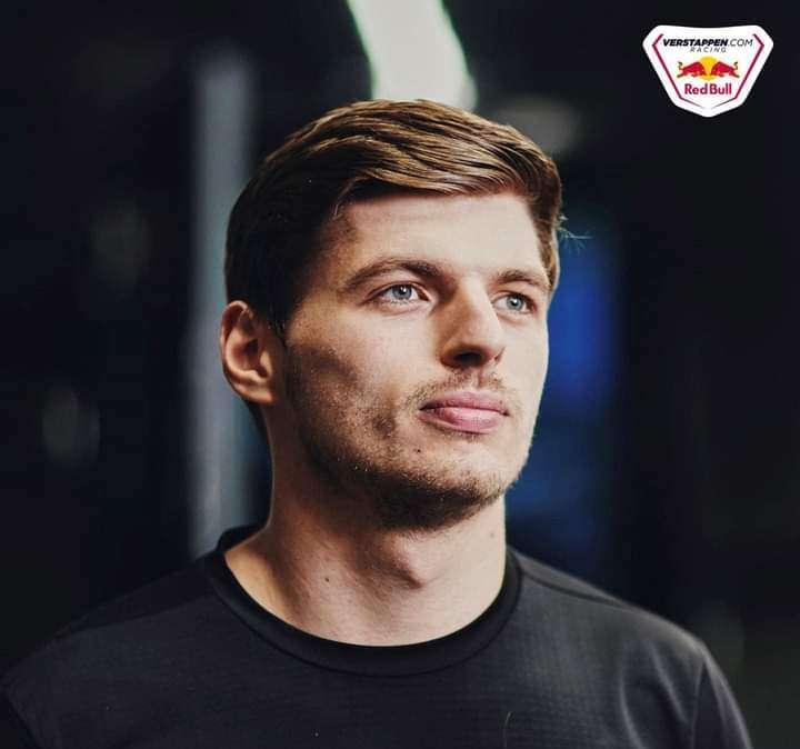 M. Verstappen: "Non vedo l'ora di continuare a spingere al massimo"