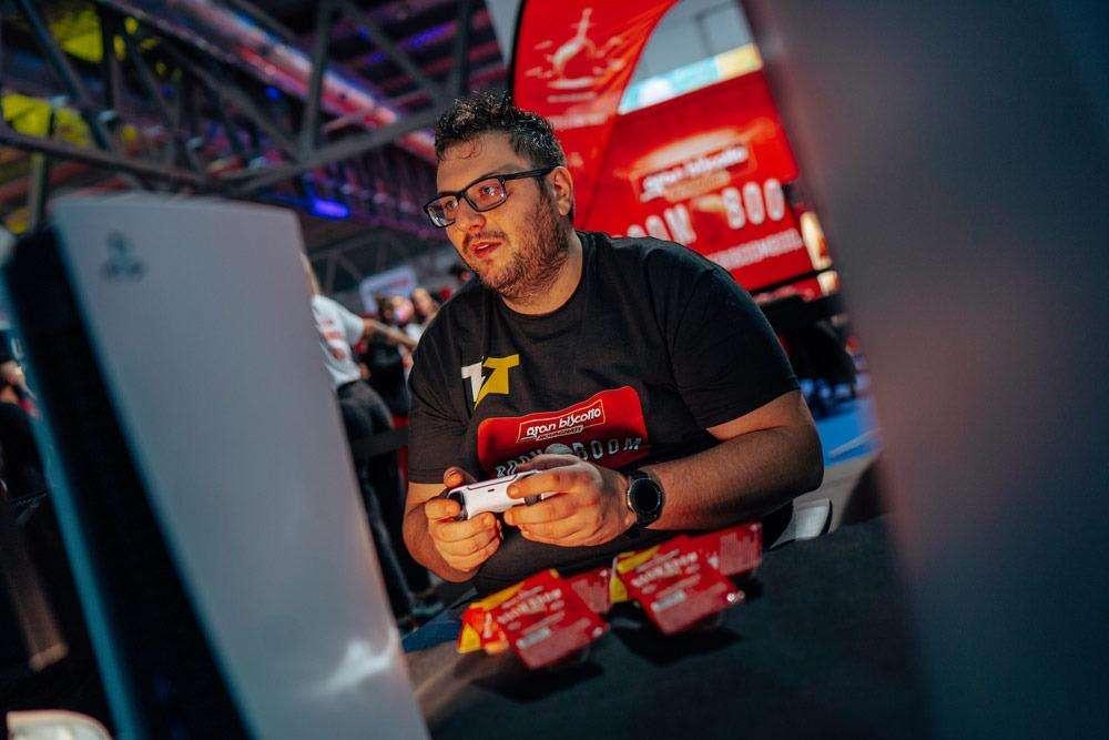 Tony Tubo, racconta il nuovo snack Gran Biscotto BOOM BOOM