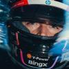 F1 | Leclerc svela il casco speciale total black per Singapore