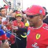 F1 | Ferrari, Hamilton travolto dall’affetto dei tifosi a Milano: "Spero di regalarvi qualcosa di speciale"