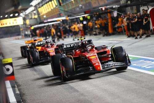 F1 | Griglia di partenza Gp Singapore: Sainz in pole, Verstappen 11°