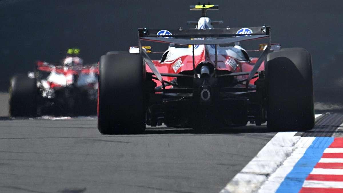 F1 | Ferrari sotto accusa: Hamilton punta il dito sulle ali degli altri
