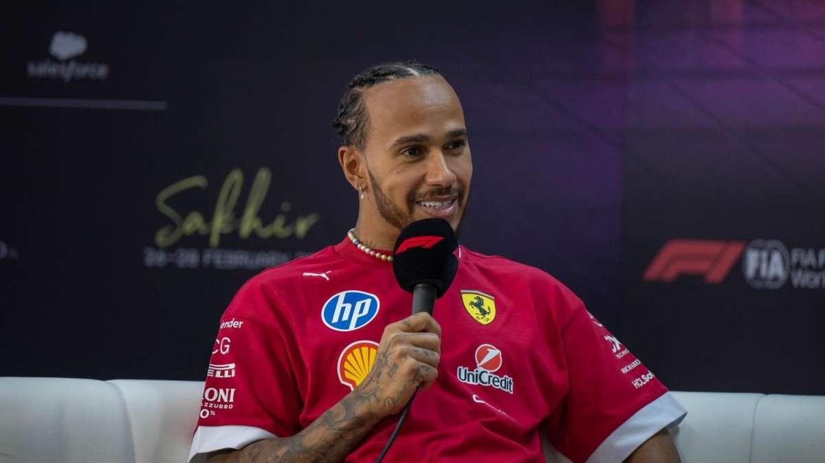 F1 | Ferrari, Hamilton carica i tifosi: "Sto sempre in fabbrica a Maranello. Mi sento..."
