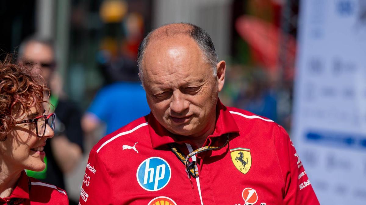 F1 | Pericolo evitato per la Ferrari: multa economica, griglia intatta per Hamilton e Leclerc