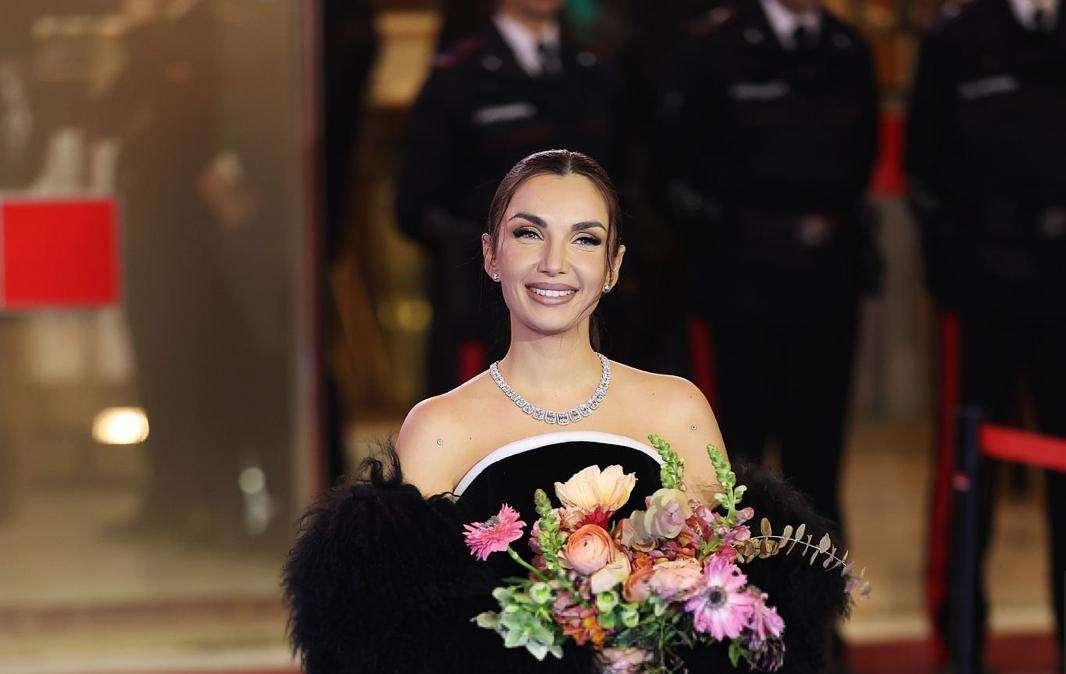 Festival Sanremo | Elettra Lamborghini scappa dai "festini bilaterali" e va a Montecarlo: trova l'addio al Celibato di Leclerc