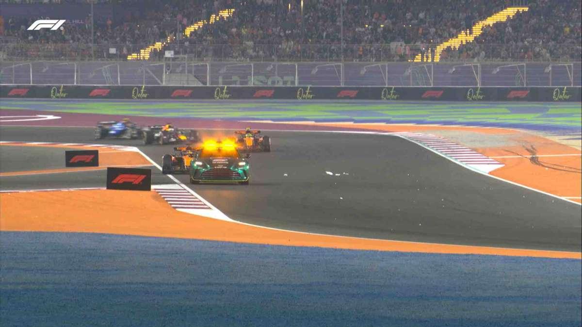 Gp Qatar, McLaren non entra ai box: per Chinchero hanno paura di favorire uno