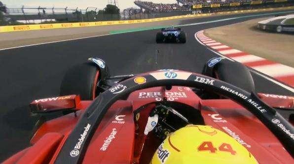 F1 | Ferrari, Hamilton furioso! Impeding pericoloso di Sainz, l'ex è investigato