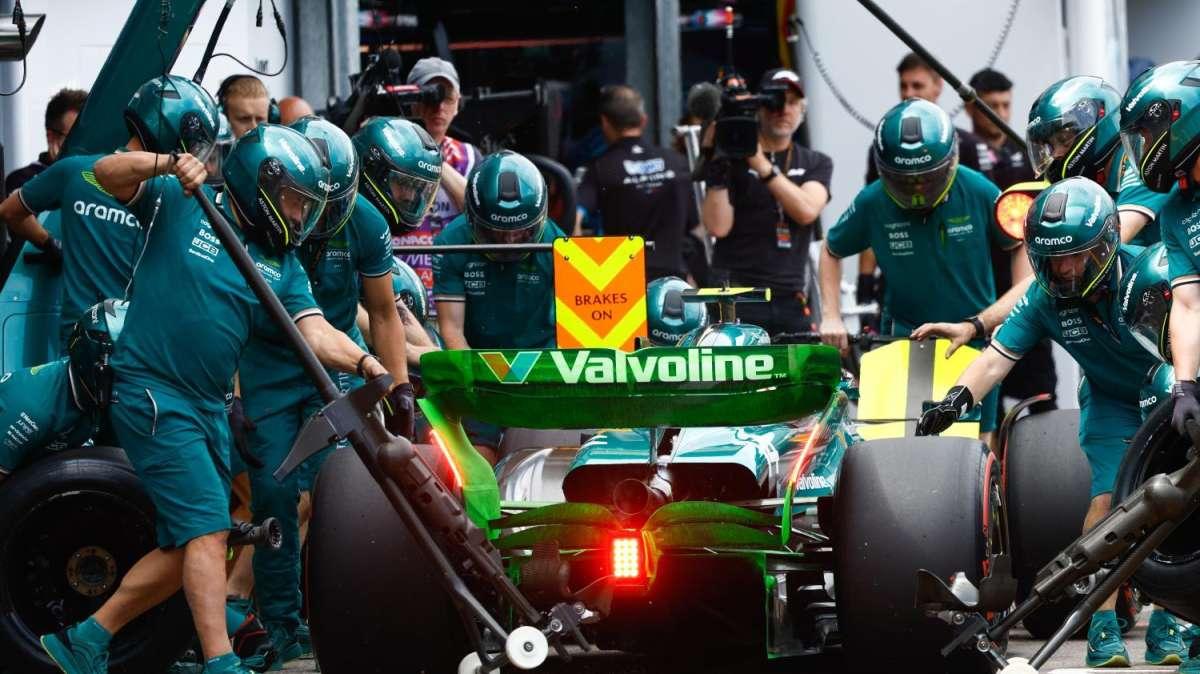 by courtesy of Pirelli