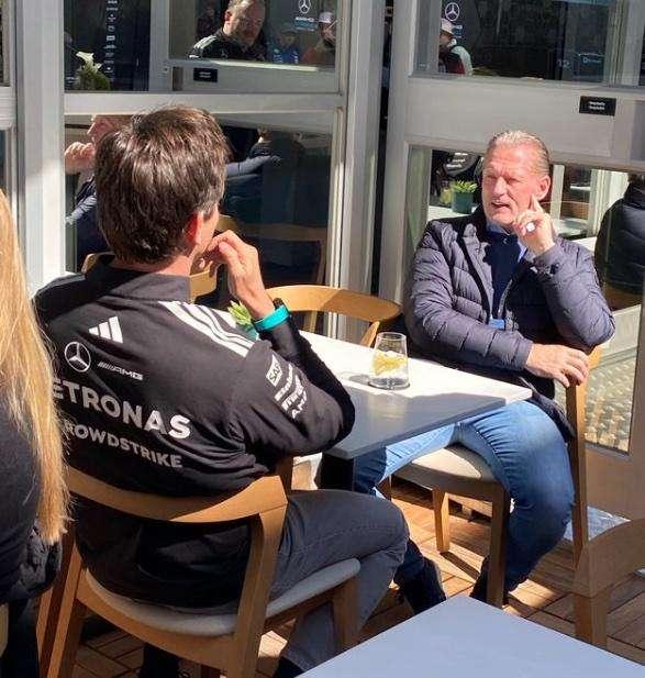 F1 | Jos Verstappen al tavolo con Wolff: il mercato piloti si scalda a Montreal
