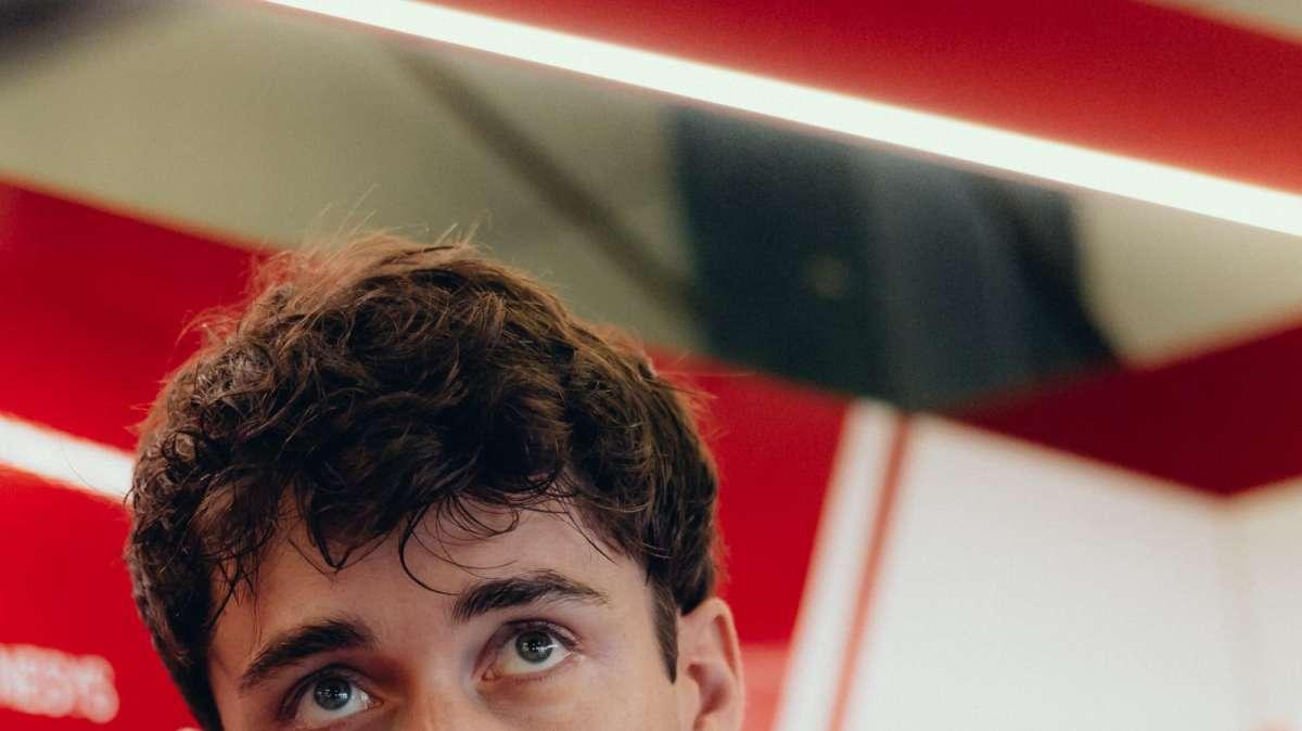 F1 | Ferrari a due volti a Barcellona: Hamilton vola, Leclerc cerca il riscatto