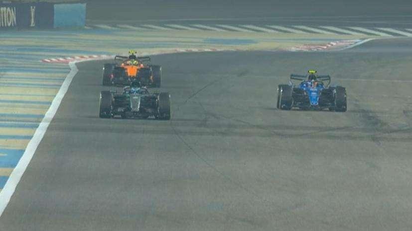 F1, strano traffico in Bahrain: perché i piloti si cercano in pista? Il motivo tecnico