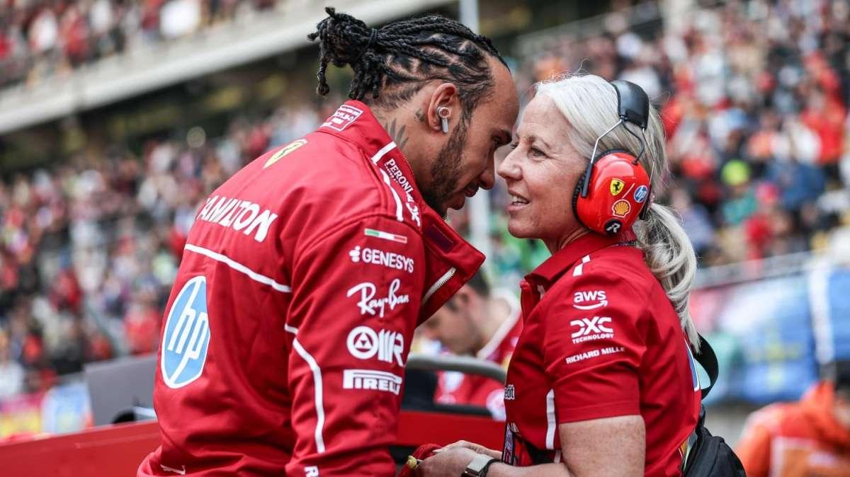 F1 | Ferrari, Hamilton e il nuovo inizio con Angela Cullen: il rapporto tra i due