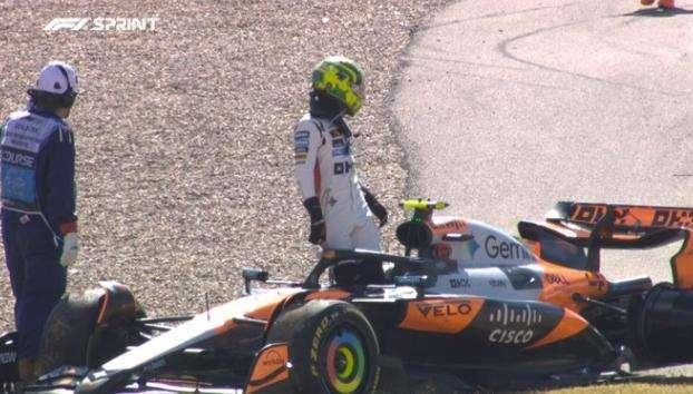 F1 Gara Sprint Austin | Verstappen vince! McLaren out, Russell 2°. Ferrari: 4°-5°