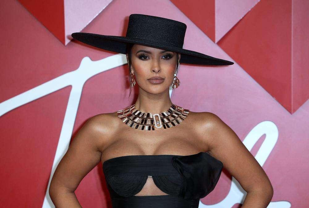 Maya Jama svela per chi tifa sulla griglia F1 del Qatar