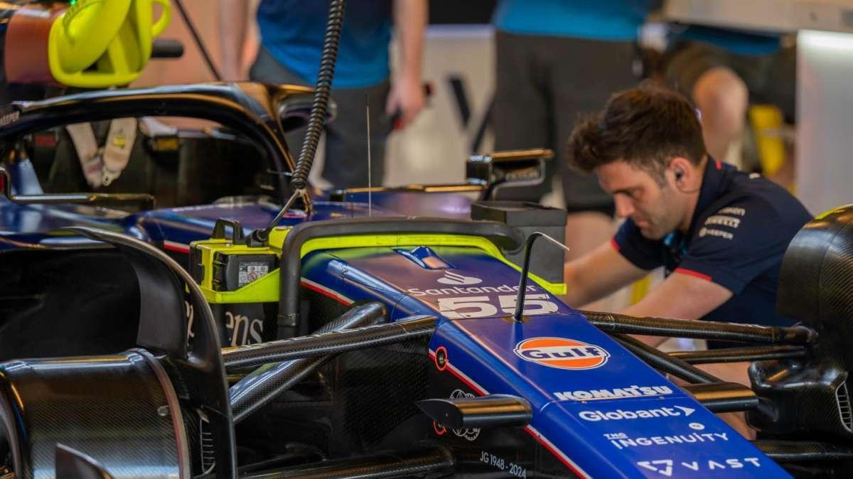 F1 | Williams, Sainz e la firma che non arrivava: insulti dal paddock e Briatore...