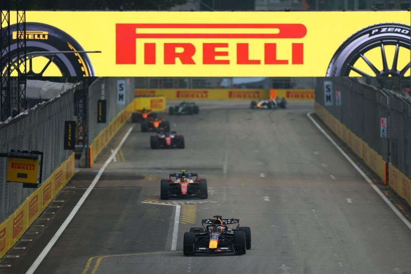 DIRETTA LIVE F1 | Qualifica GP Singapore: caccia alla pole position