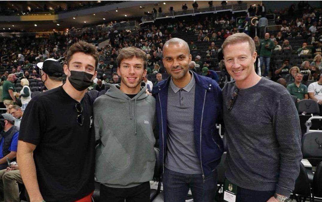 Formula 1 | Leclerc turista: amore per NY e poi a Milwaukee per l'Nba