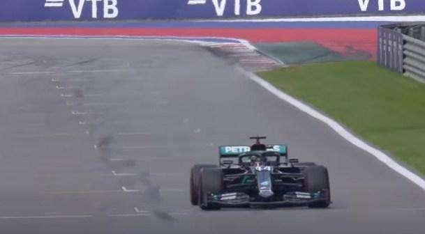 F1 / Gp Sochi, Mercedes: i team radio di Hamilton. Fra rabbia e...