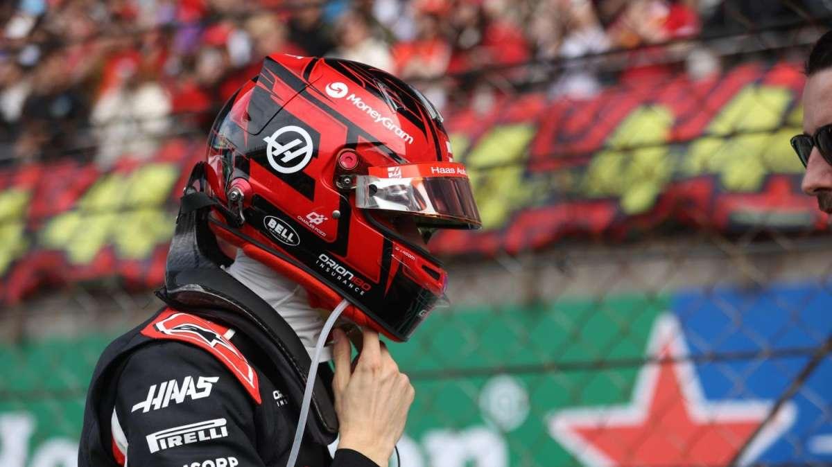 F1 Formula 1 | Ocon mette all’asta il casco speciale del GP Brasile