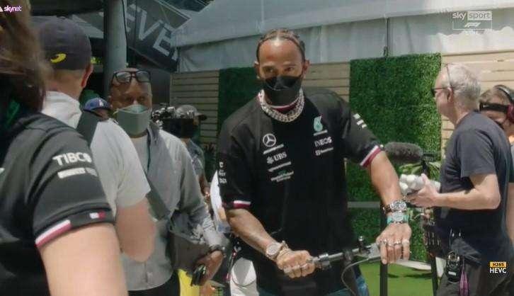 Formula 1 | Stewart dà un consiglio a Hamilton: ritirati