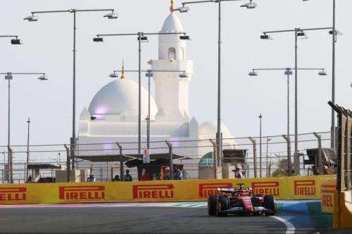 F1 | FP2 Arabia Saudita, Ferrari non trova il feeling con la rossa: Bobbi spiega il gap da McLaren 