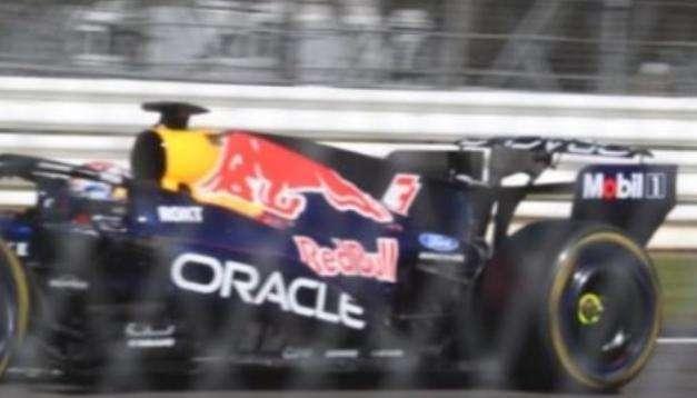 F1 | Red Bull "copia" la Ferrari? Spunta l'ala reverse a Silverstone