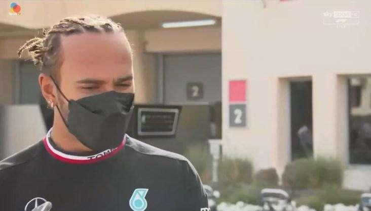 Formula 1 / Test Bahrain, Hamilton capitano: "Mercedes lavora duro. Preoccupato? Ma no..."