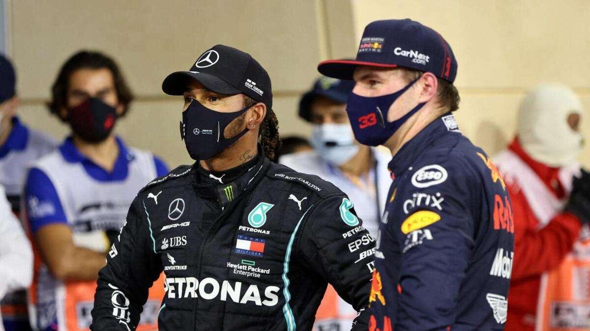 Formula 1 / De Vries esagera: "Hamilton e Verstappen come Messi e CR7"