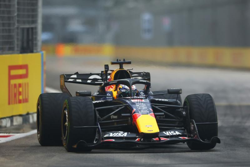 F1 | Verstappen in pole a Singapore: “Sono molto felice, siamo migliorati”
