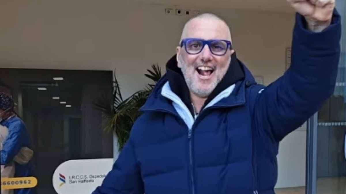 F1, "La Voce" torna a casa: Carlo Vanzini dimesso dall'ospedale. "Obiettivo cabina di commento"