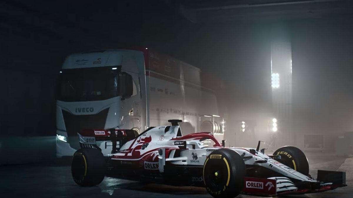 Formula 1 / Alfa Romeo, Vasseur: "Tre persone in aiuto dalla Ferrari"