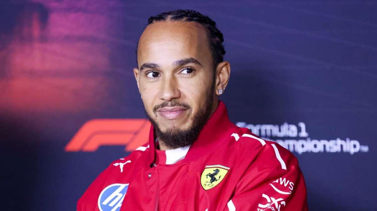 F1 | Hamilton e il messaggio a cuore aperto al mondo: tra Mission 44 e la guerra