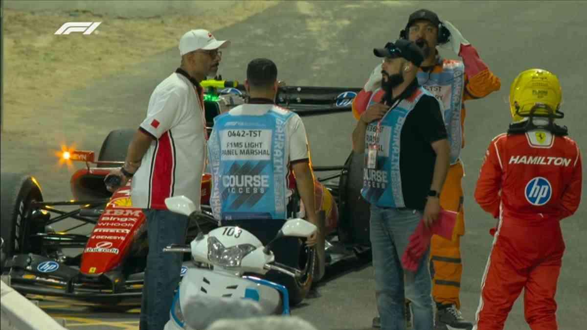 F1 Test, Brivido finale per la Ferrari: Hamilton si ferma in pista dopo 138 giri