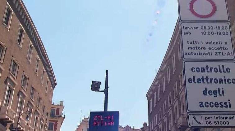 ZTL Roma | E' guerra anche agli NCC: le ultime mosse del Comune